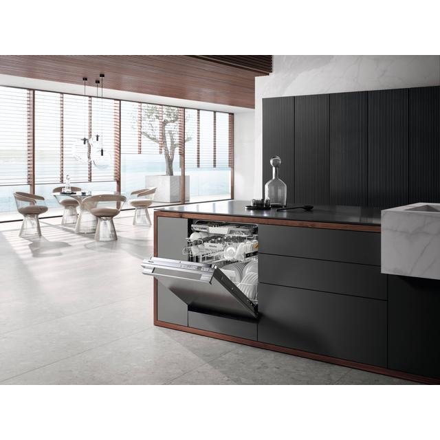 Miele 24" Built-in Dishwasher image 2