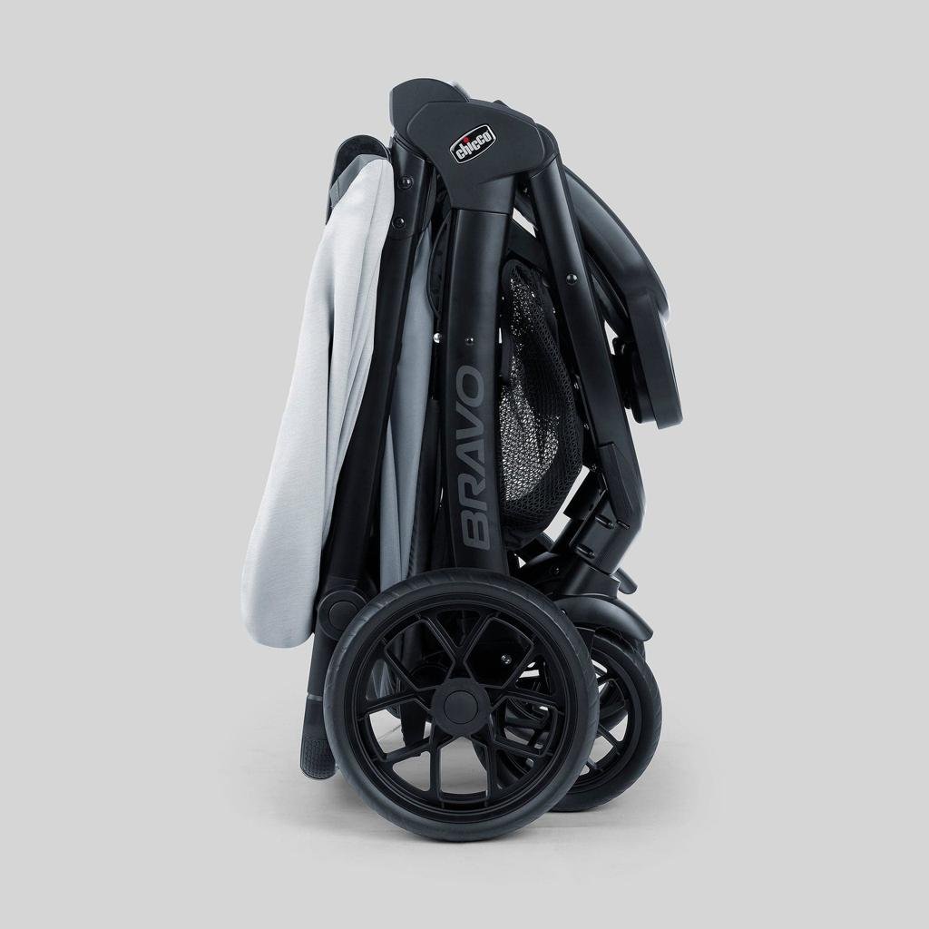 Chicco Bravo LE ClearTex Travel System image 2